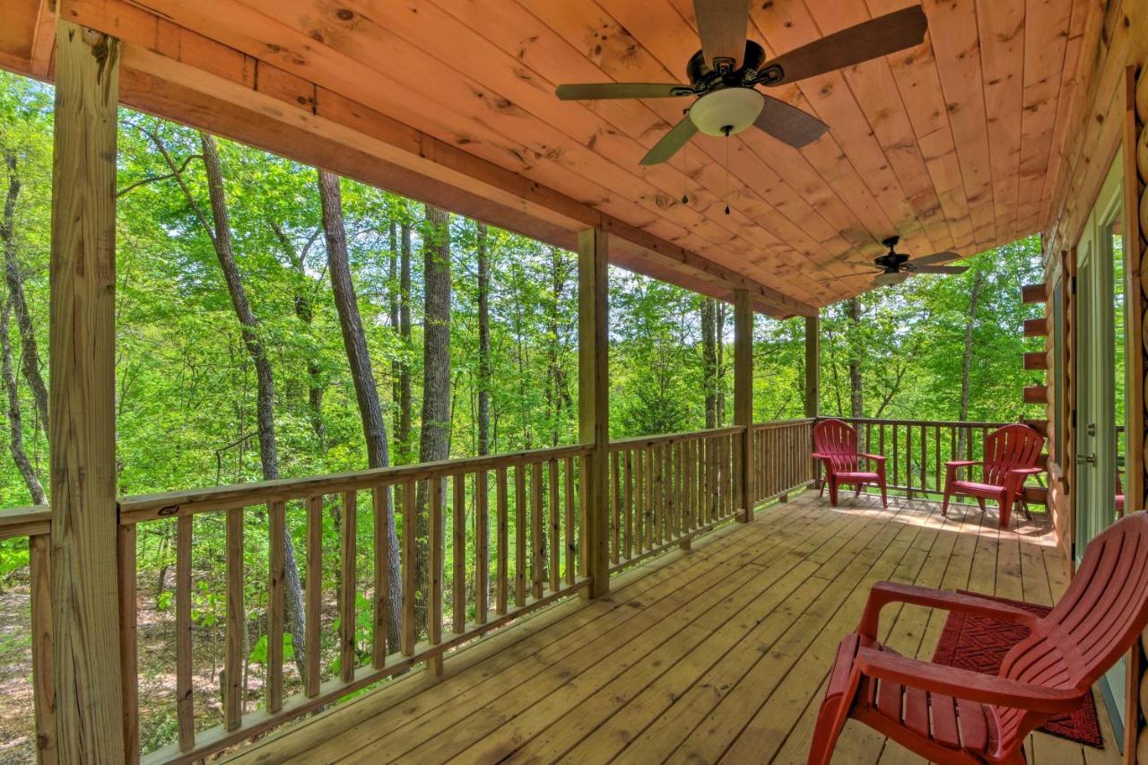 Murphy Cabin With Spacious Deck And Forest Views! Luaran gambar