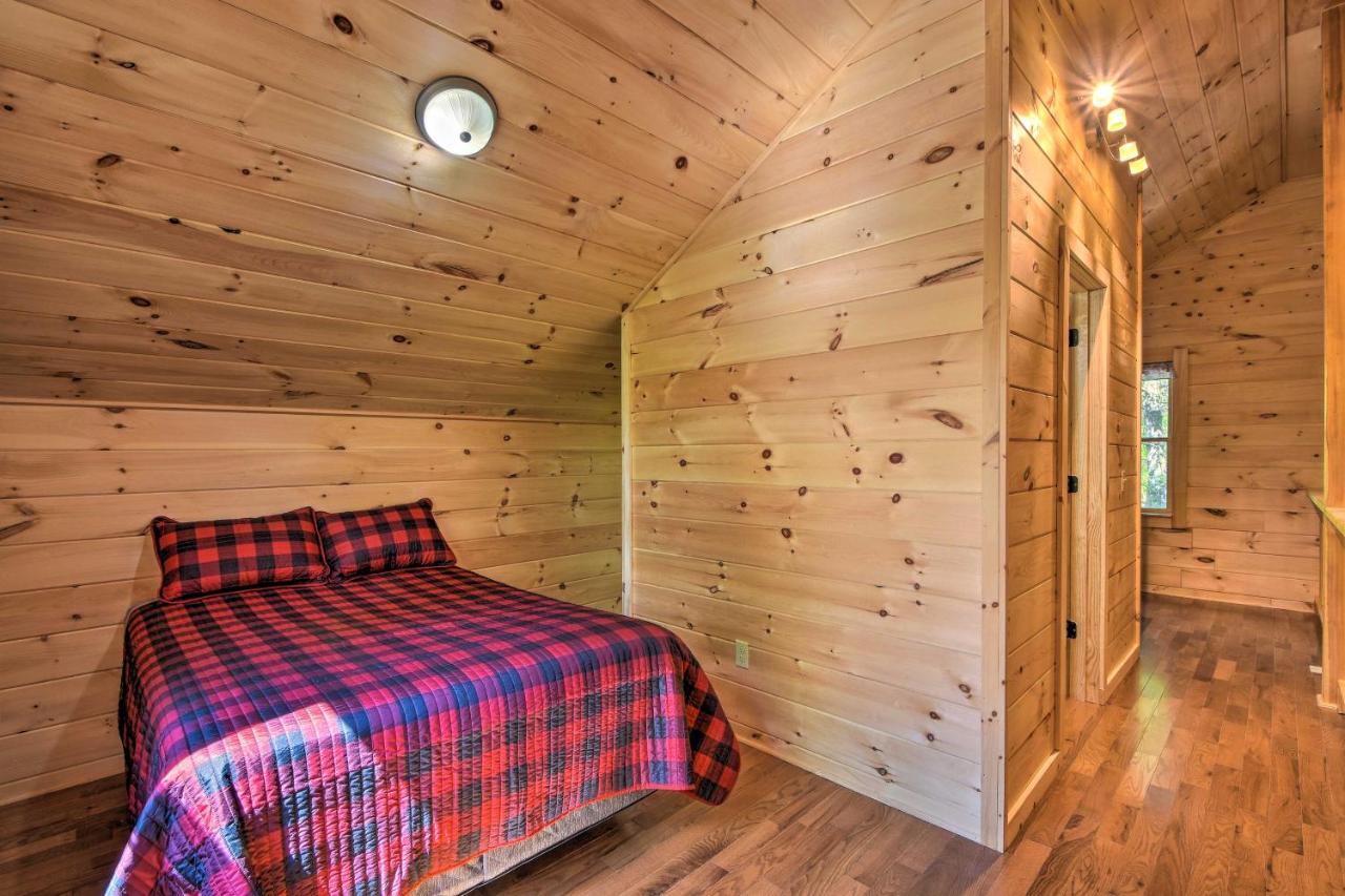 Murphy Cabin With Spacious Deck And Forest Views! Luaran gambar